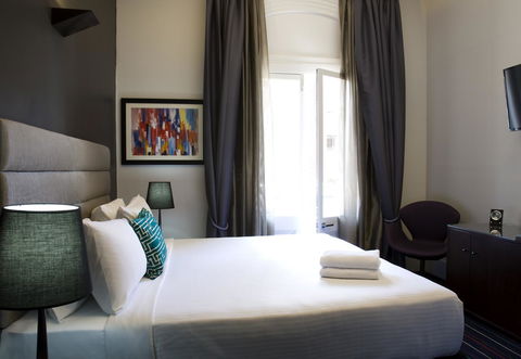 Hotel Challis Potts Point - E Caravan Parks 3