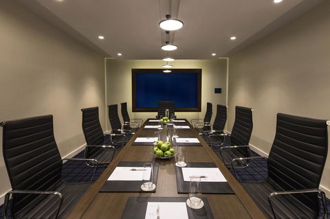 Swissotel Sydney - E Caravan Parks 43
