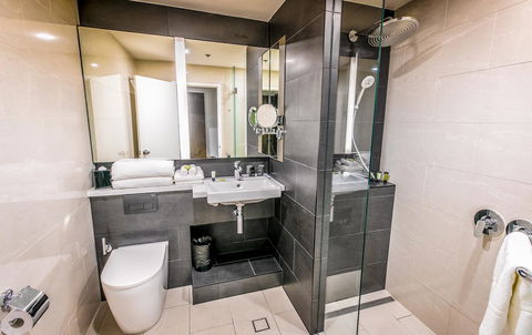 The Grace Hotel - E Caravan Parks 26