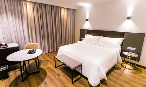 The Grace Hotel - E Caravan Parks 25