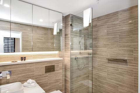 DD Apartments At International Convention Centre - E Caravan Parks 11