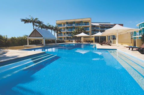 Oaks The Entrance Waterfront Suites - E Caravan Parks 1