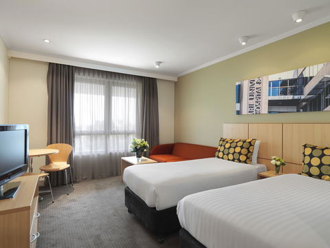 Mercure Sydney Bankstown - E Caravan Parks 7