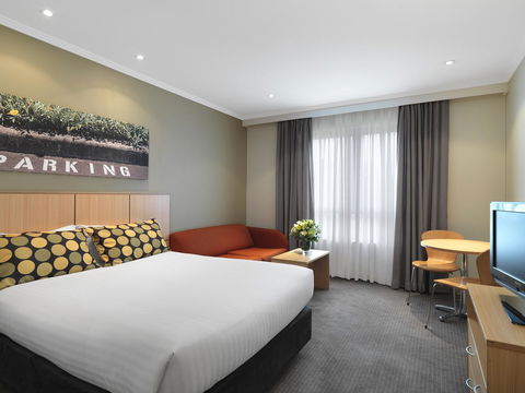 Mercure Sydney Bankstown - E Caravan Parks 4