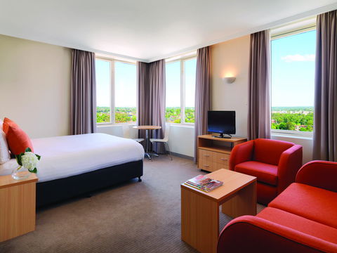 Mercure Sydney Bankstown - E Caravan Parks 19
