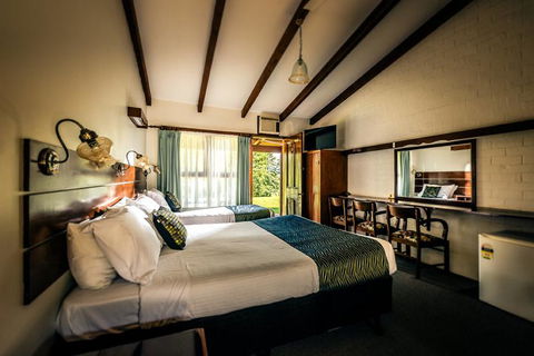 The Lodge Bellingen - E Caravan Parks 11