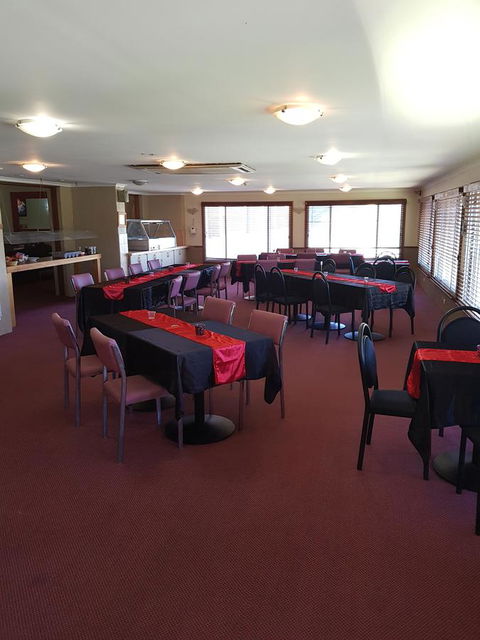 Rest Easy Motel - E Caravan Parks 41