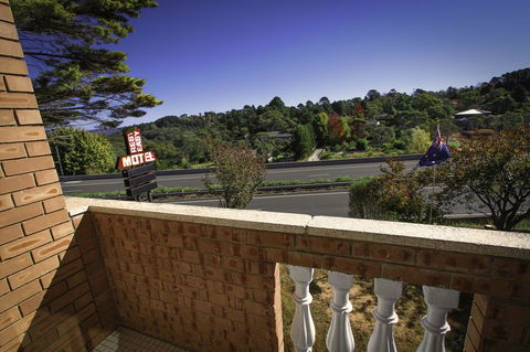 Rest Easy Motel - E Caravan Parks 33