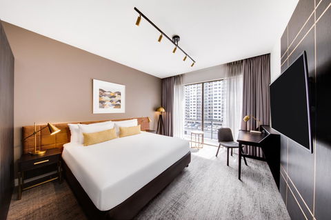 Vibe Hotel Sydney - E Caravan Parks 1