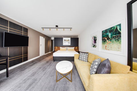 Vibe Hotel Sydney - E Caravan Parks 31