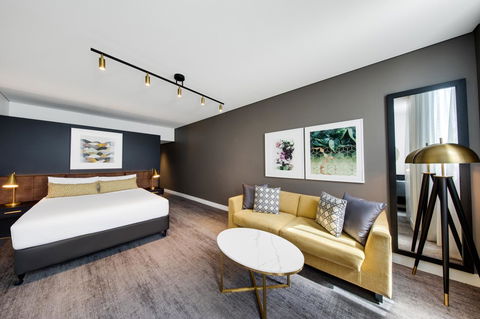 Vibe Hotel Sydney - E Caravan Parks 29