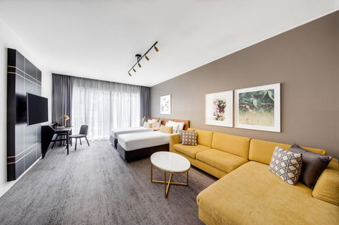 Vibe Hotel Sydney - E Caravan Parks 21