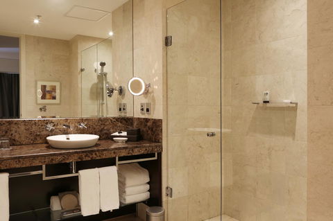 Sofitel Sydney Wentworth - E Caravan Parks 5