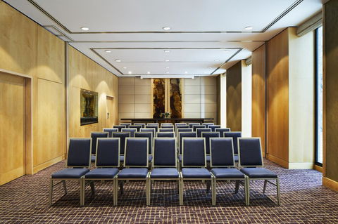 Sofitel Sydney Wentworth - E Caravan Parks 23