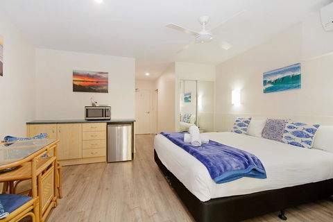 The Cove Yamba - E Caravan Parks 1