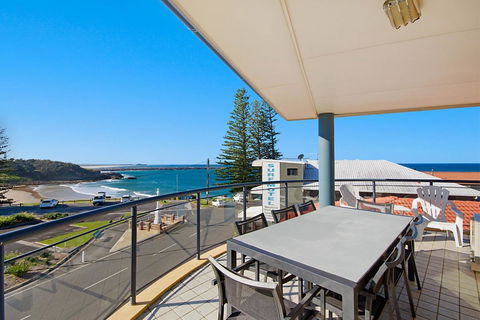 The Cove Yamba - E Caravan Parks 10