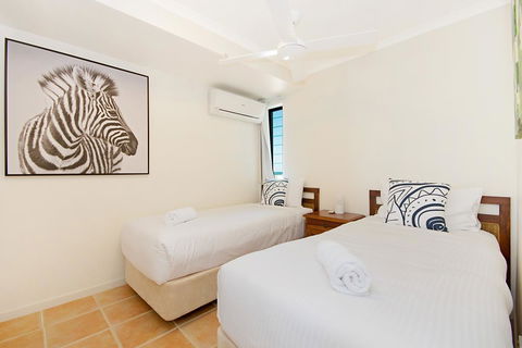The Cove Yamba - E Caravan Parks 7