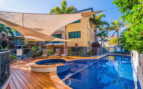 The Cove Yamba - E Caravan Parks 28