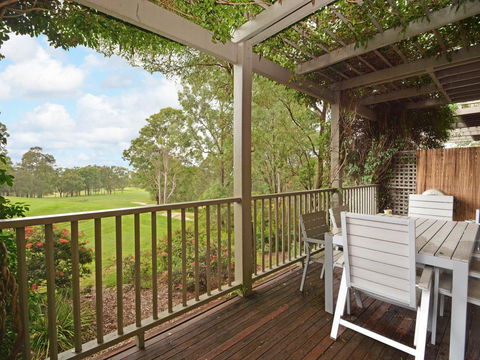 Villa 3br Margarita Villa Located Within Cypress Lakes Resort - E Caravan Parks 0