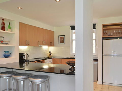 Villa 3br Margarita Villa Located Within Cypress Lakes Resort - E Caravan Parks 13