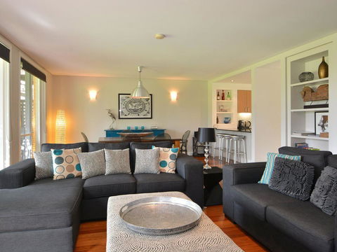 Villa 3br Margarita Villa Located Within Cypress Lakes Resort - E Caravan Parks 14