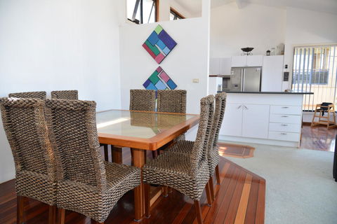 The Boat House - E Caravan Parks 4