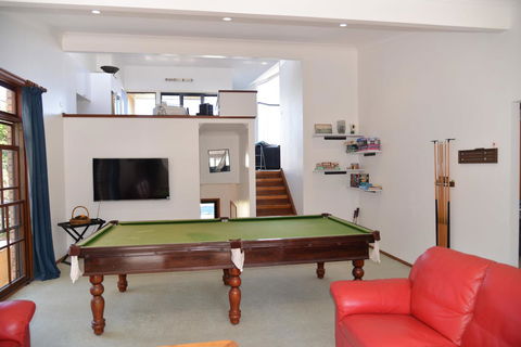 The Boat House - E Caravan Parks 17