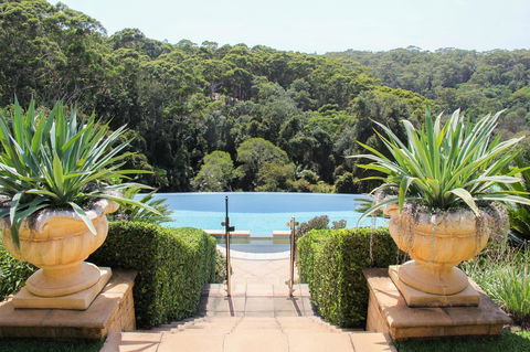 The Outlook Cabana - E Caravan Parks 11