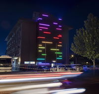 Mercure Albury - E Caravan Parks