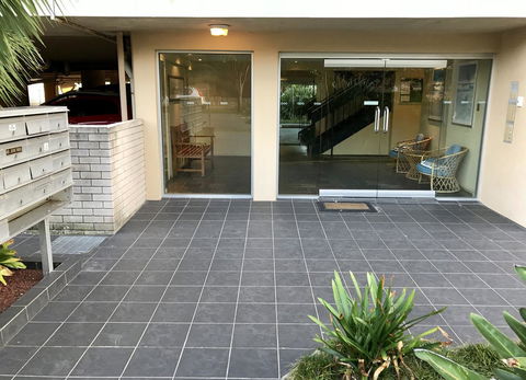 Waterview Beach Apartment - E Caravan Parks 16