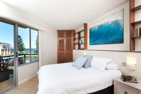 Waterview Beach Apartment - E Caravan Parks 7