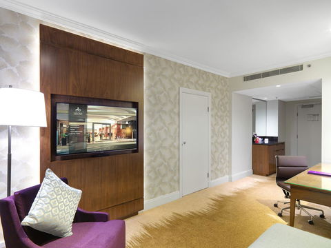 Amora Hotel Jamison Sydney - E Caravan Parks 8