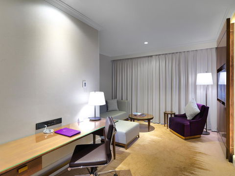 Amora Hotel Jamison Sydney - E Caravan Parks 3