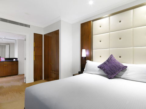 Amora Hotel Jamison Sydney - E Caravan Parks 27