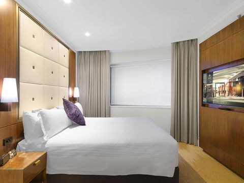 Amora Hotel Jamison Sydney - E Caravan Parks 4