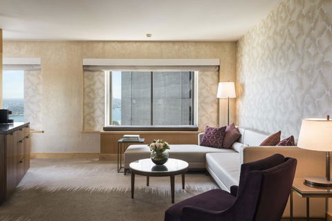 Amora Hotel Jamison Sydney - E Caravan Parks 43