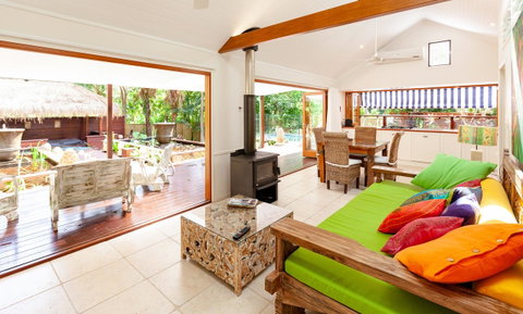Sanctuary In The Pocket - E Caravan Parks 7