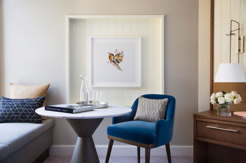 Four Seasons Hotel Sydney - E Caravan Parks 6