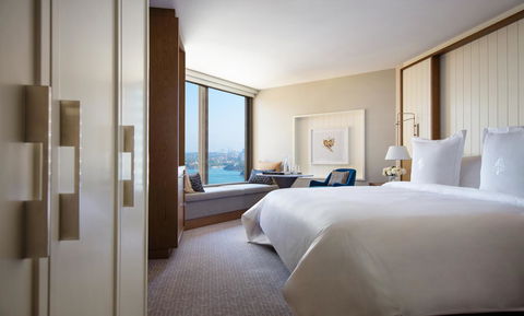 Four Seasons Hotel Sydney - E Caravan Parks 4