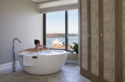 Four Seasons Hotel Sydney - E Caravan Parks 35