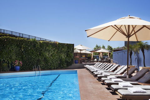 Four Seasons Hotel Sydney - E Caravan Parks 38