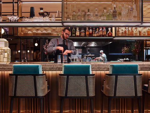 Four Seasons Hotel Sydney - E Caravan Parks 41