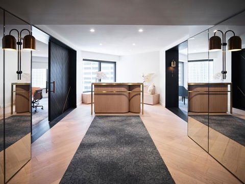 Four Seasons Hotel Sydney - E Caravan Parks 44