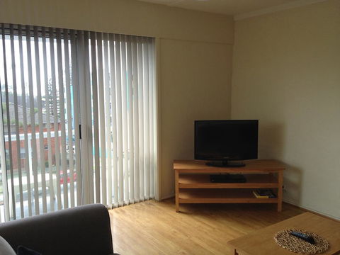Waterview Apartments - E Caravan Parks 12