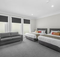 Horse and Jockey Hotel - E Caravan Parks