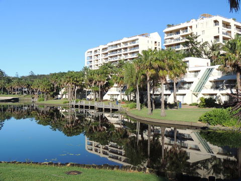 Charlesworth Bay Beach Resort - E Caravan Parks 0
