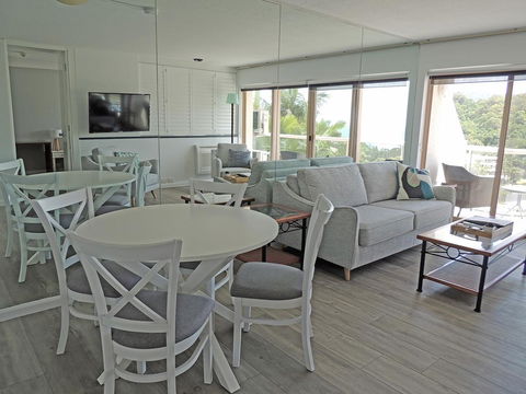 Charlesworth Bay Beach Resort - E Caravan Parks 10