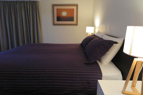 Summerhill Motor Inn - E Caravan Parks 0