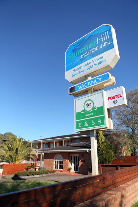 Summerhill Motor Inn - E Caravan Parks 31