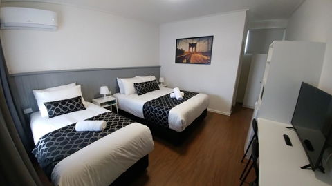 Bega Motel - E Caravan Parks 14